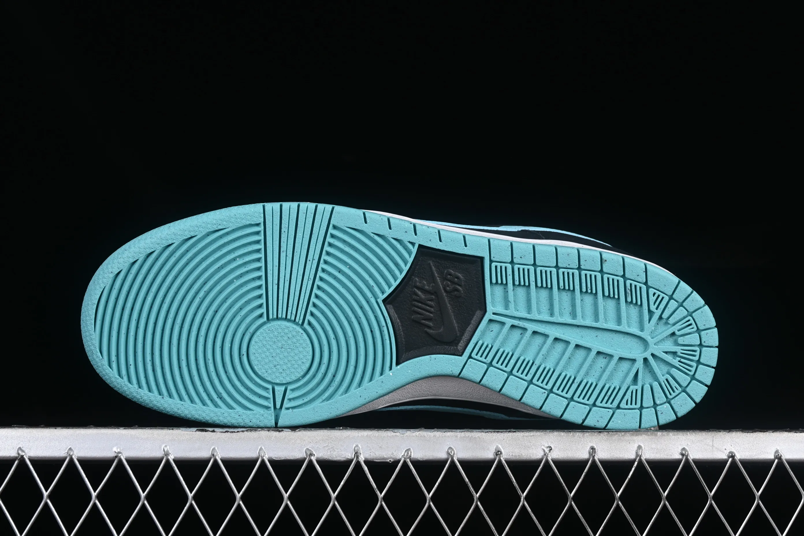 All categories Nk SB Dunk series Nk SB Dunk Low low-top sneakers K version Nk SB Dunk Low Prm SB smashed backboard fashion casual sneakers 304292-030